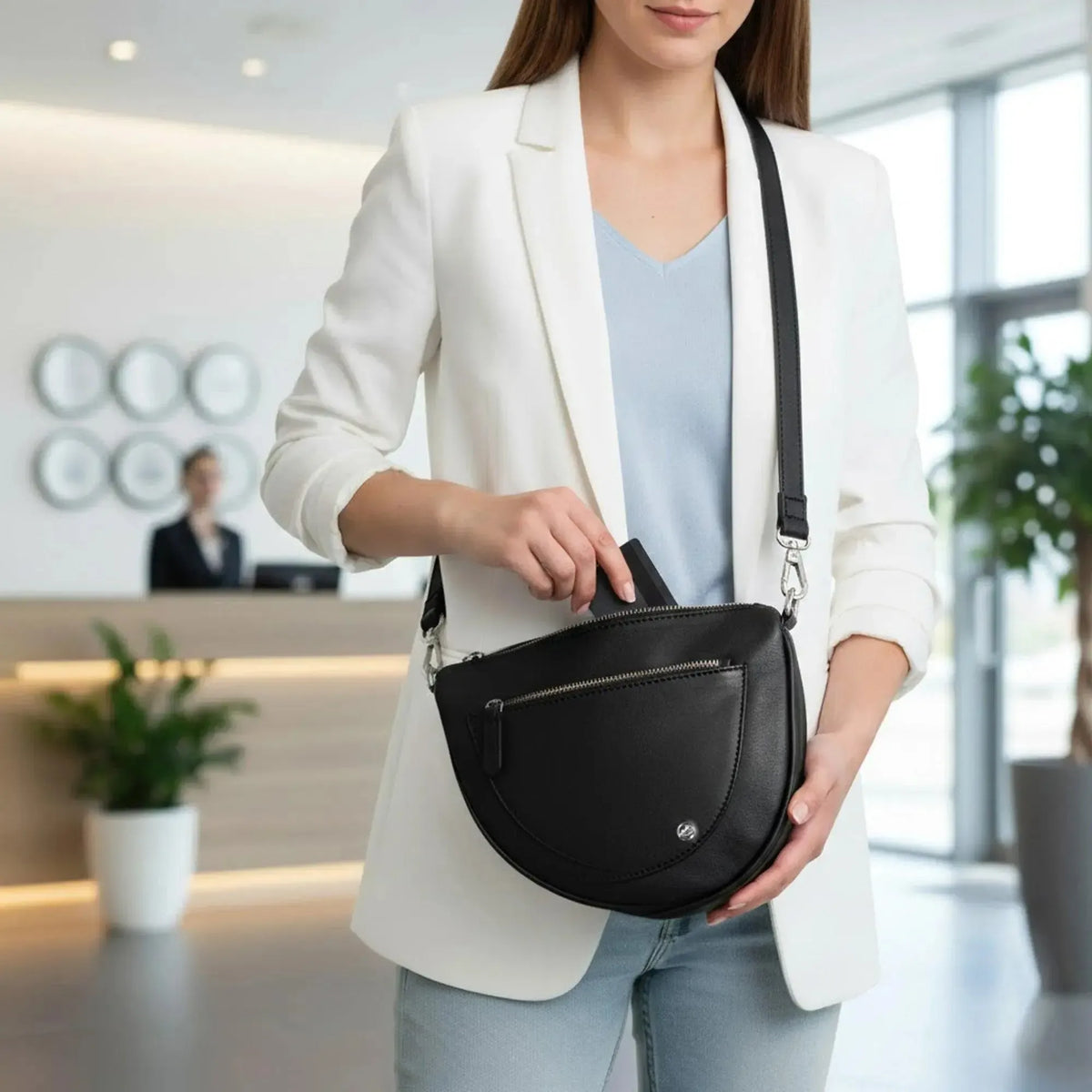 Kožená taška přes rameno – psaníčko a crossbody kabelka – s odnímatelným nastavitelným popruhem | model Vicenza
