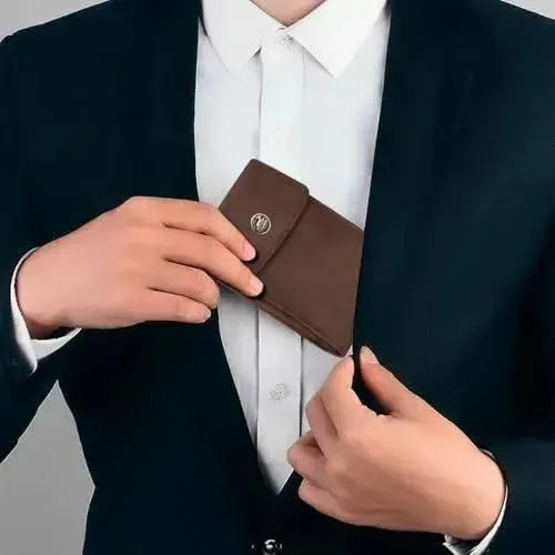 Kompakte Leder Geldbörse mit Münzfach - 9 Fächer für Karten - RFID-Schutz - inkl. Geschenkbox | VO40