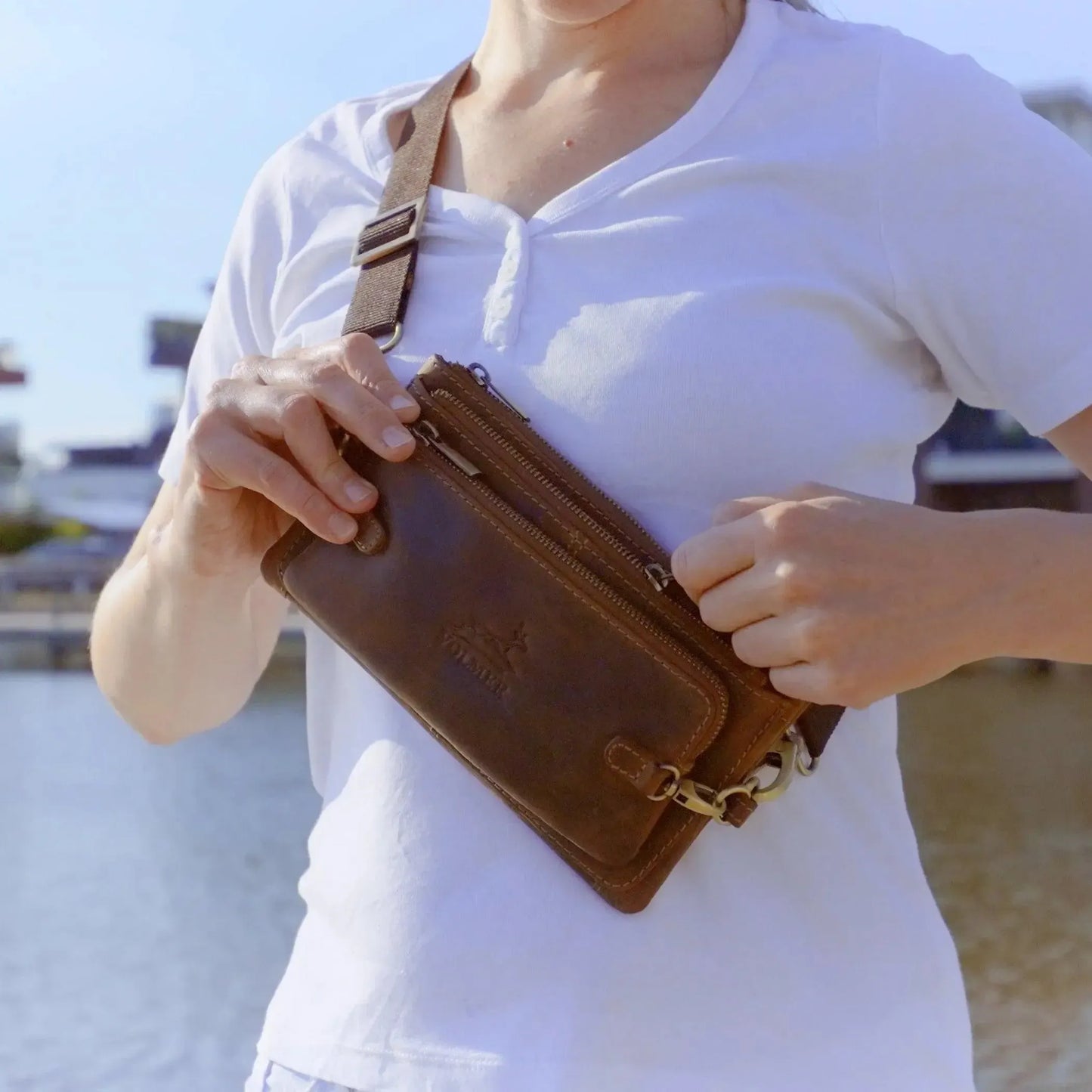 Bauchtasche Leder – 2 große Fächer + 1 abnehmbares Frontfach | Madison