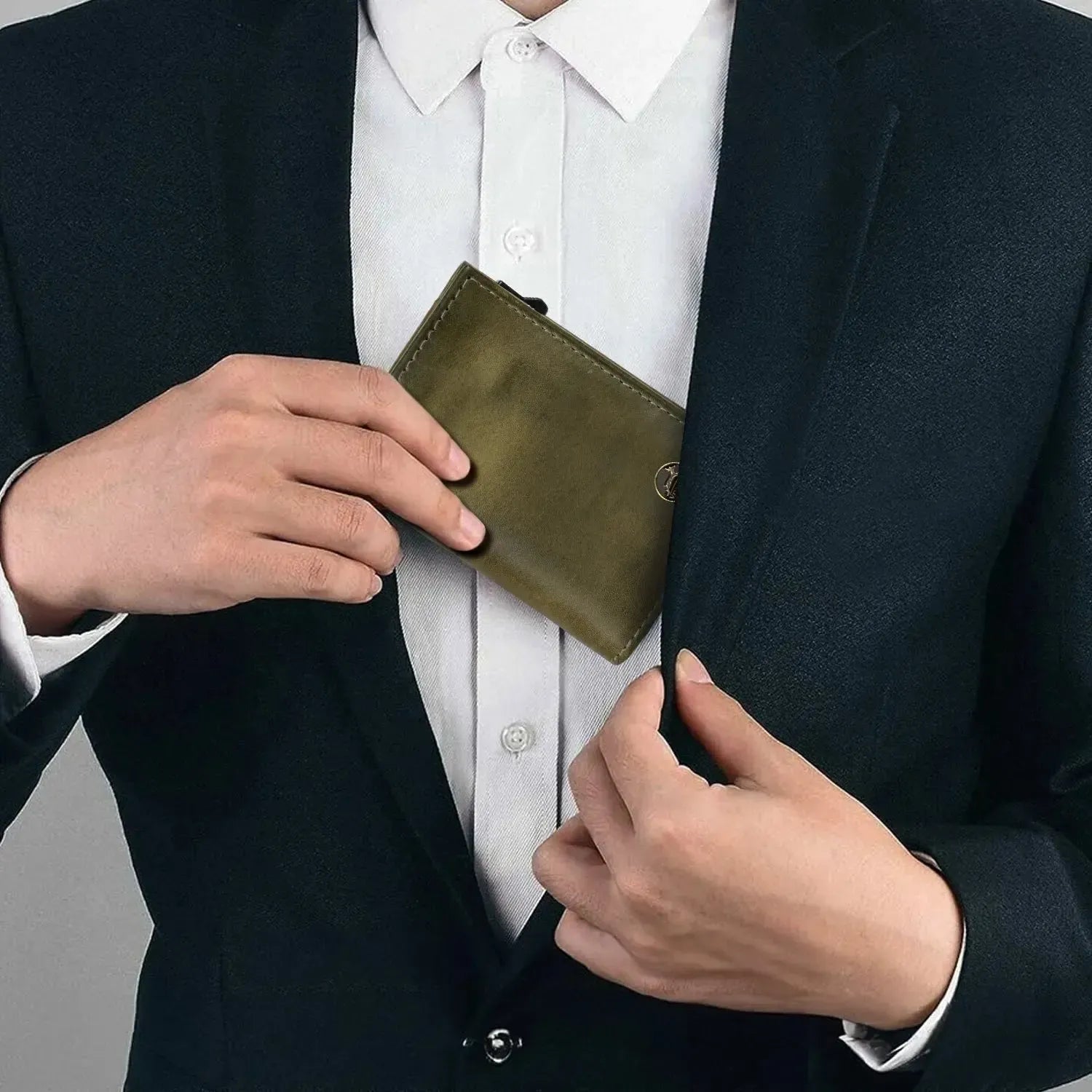 POP-UP card holder with coin pocket made of leather – space for 11 cards – bill compartment – RFID protection | VO44