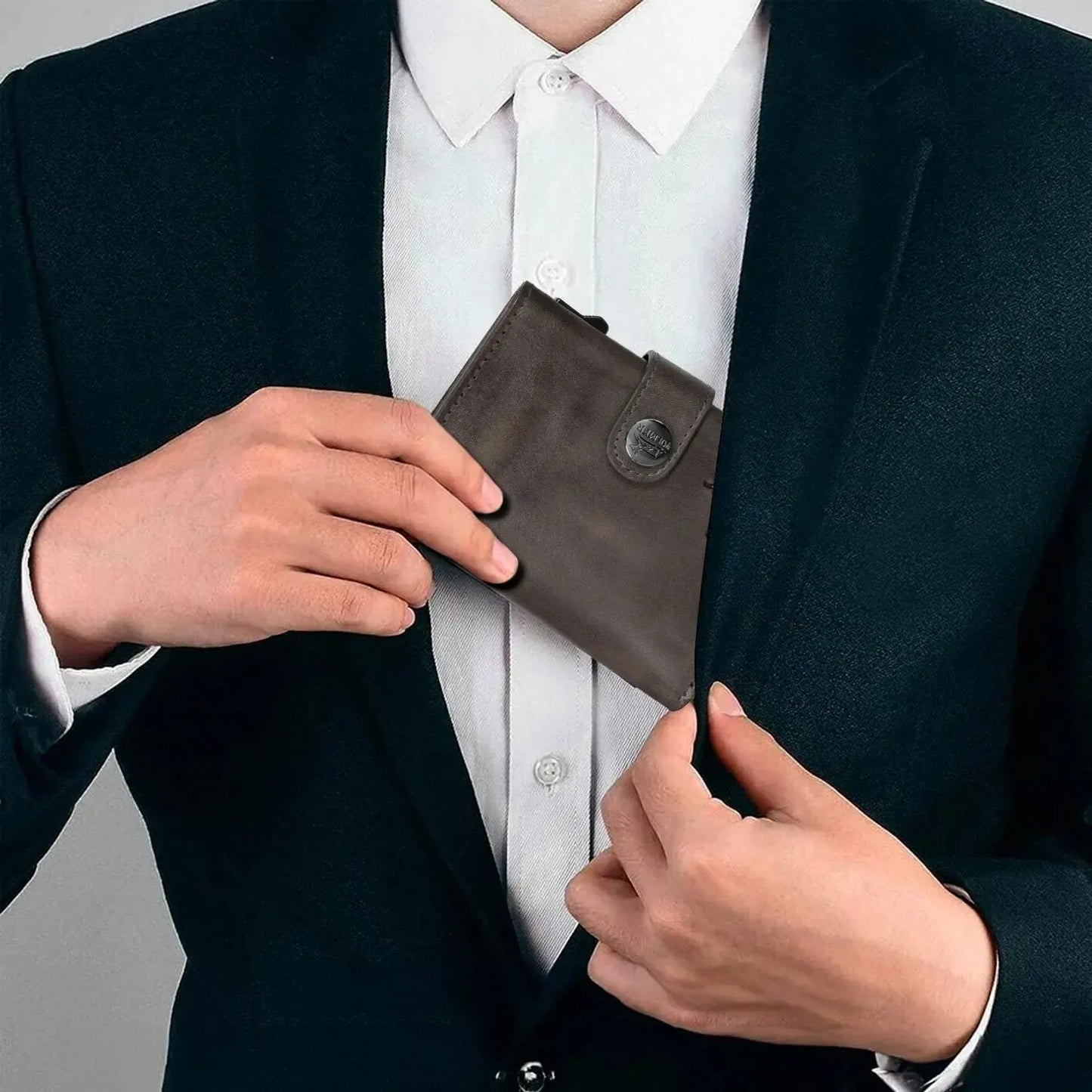 POP-UP Kartenetui mit Münzfach aus Leder – Platz für 12 Karten – Scheinfach – RFID-Schutz | VO45