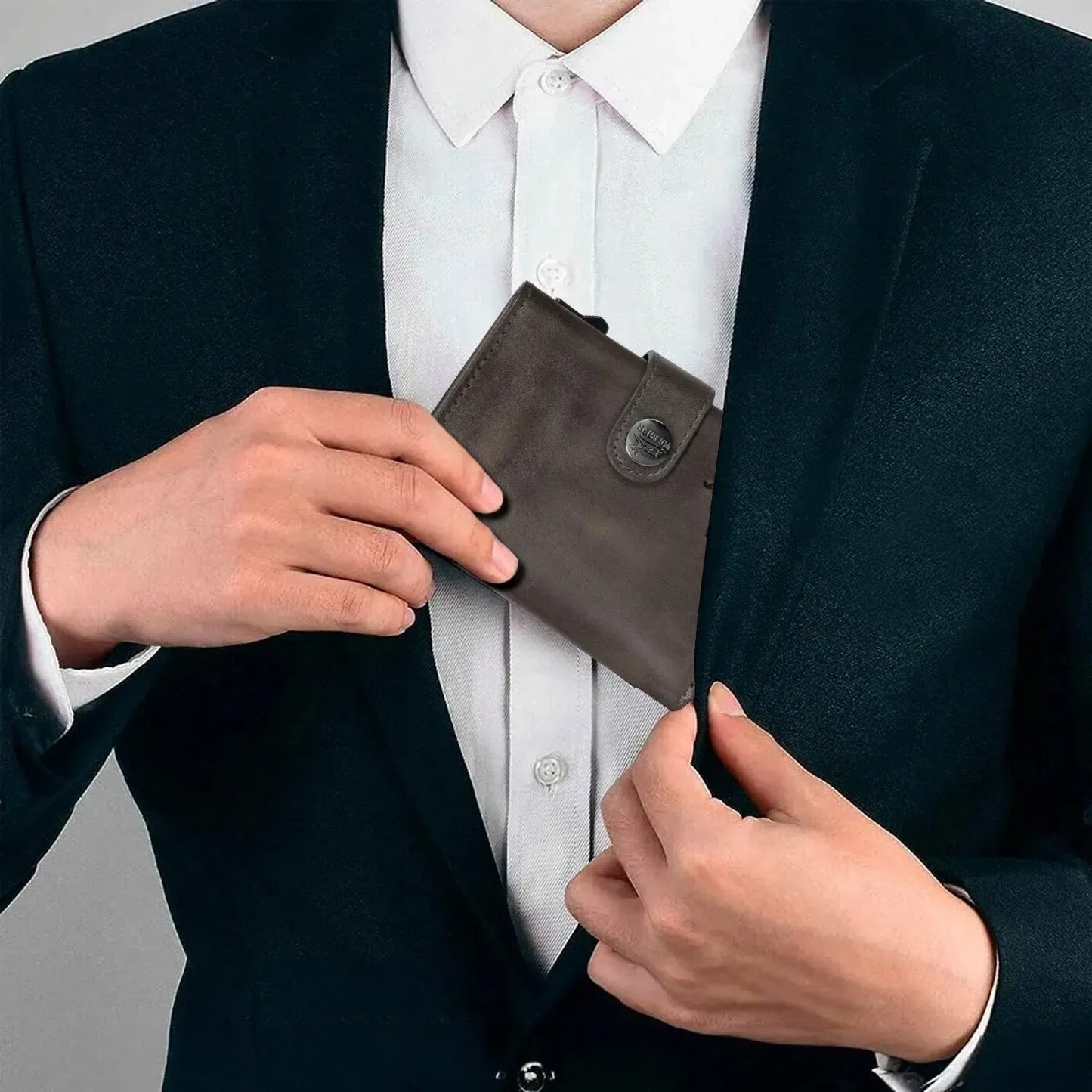 POP-UP Kartenetui mit Münzfach aus Leder – Platz für 12 Karten – Scheinfach – RFID-Schutz | VO45